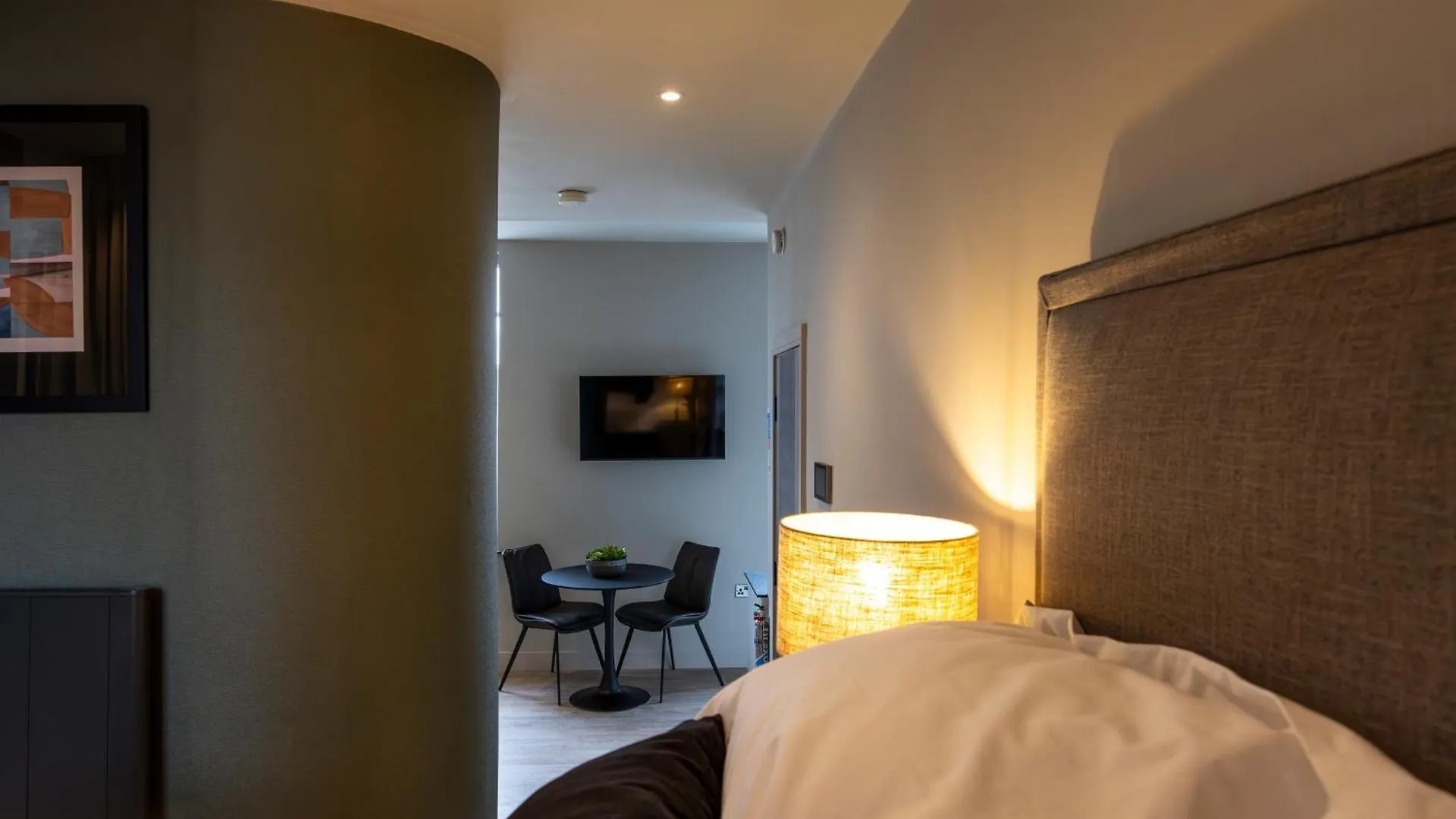 Headrow Lofts Apartment Leeds   Leeds (West Yorkshire)