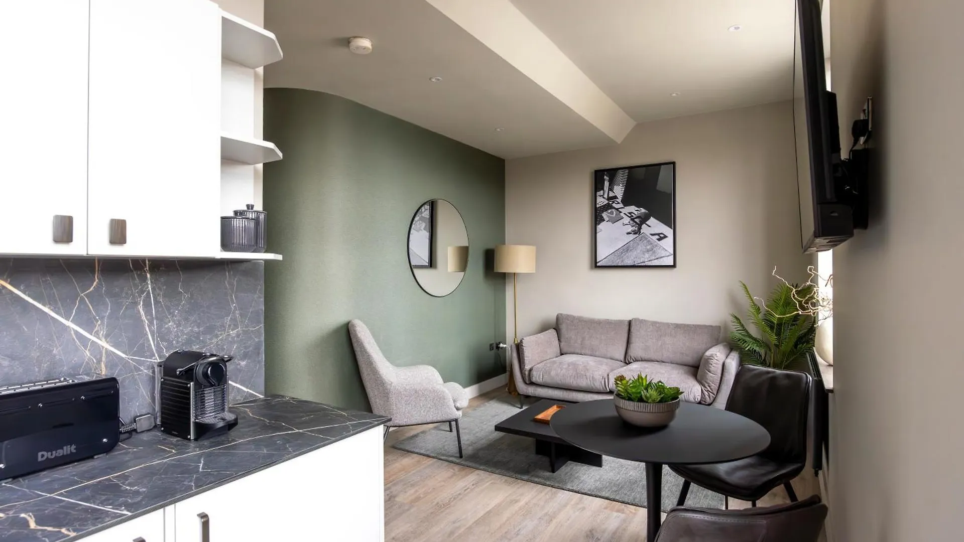 Headrow Lofts Apartment Leeds  Leeds (West Yorkshire)