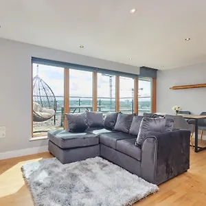 King Penthouse View&free Parking! Apartment